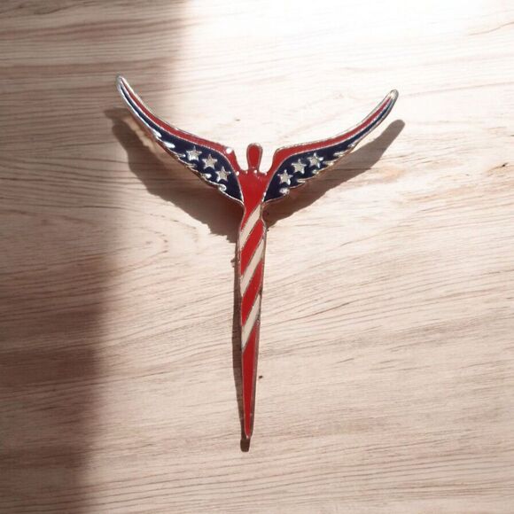 Steven Lavaggi Signed American Angel Pin 9/11 Tribute First Responders - Picture 1 of 2